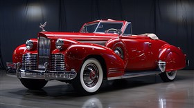 4K 1941 Packard Super Eight