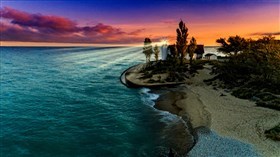 Aqua_Ocean_Lighthouse