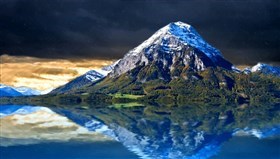 Snowy_Majestic_Mountain