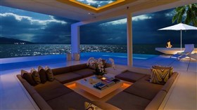 lounge on the ocean